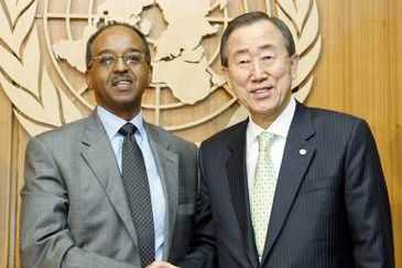 Mohamed Abdullahi Mohamed with UN Secretary General Ban-Ki Moon